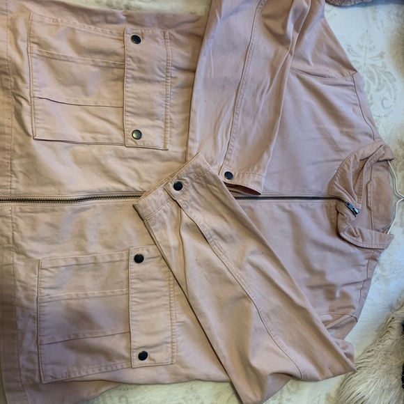 Jacket - Picture 2 of 6